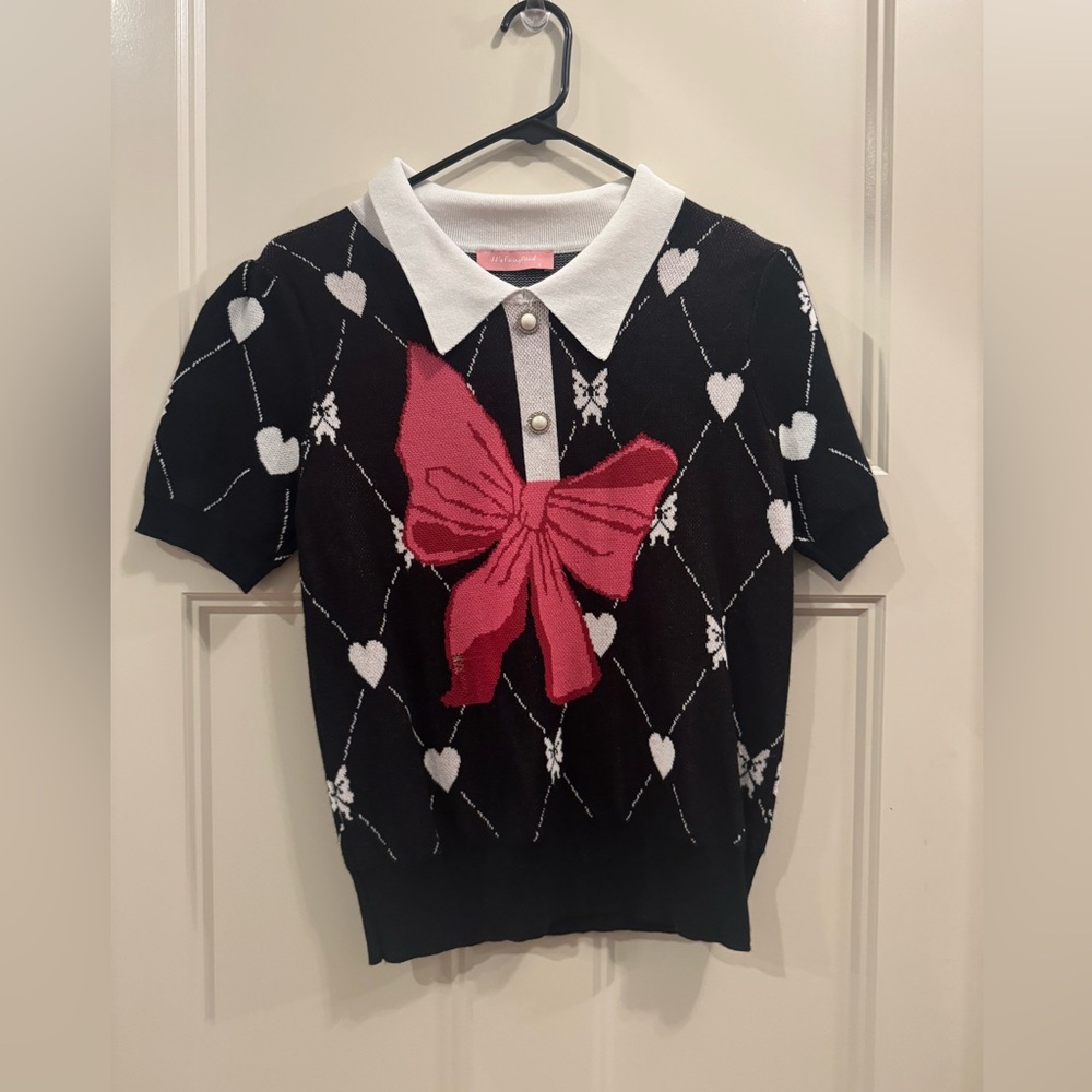 Vintage-style women’s top